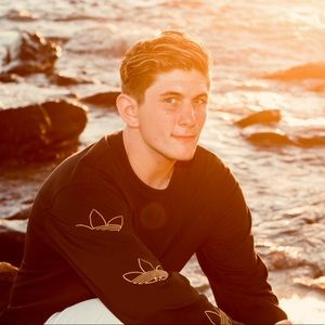 Meet your Posher, Blake